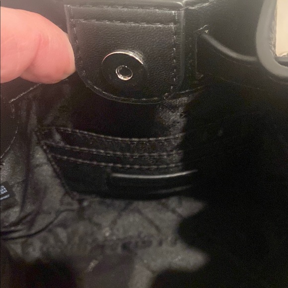 Michael Kors Black Chain Crossbody Bag - Picture 5 of 12